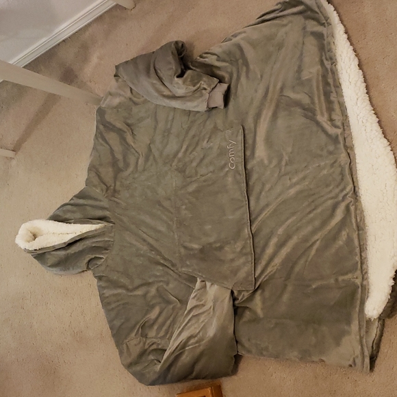 The Comfy - Picture 2 of 7